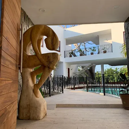 Luana Suites- Suite Maya