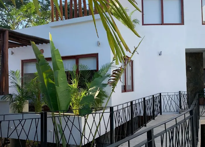 Luana Suites- Maya 4* Zihuatanejo