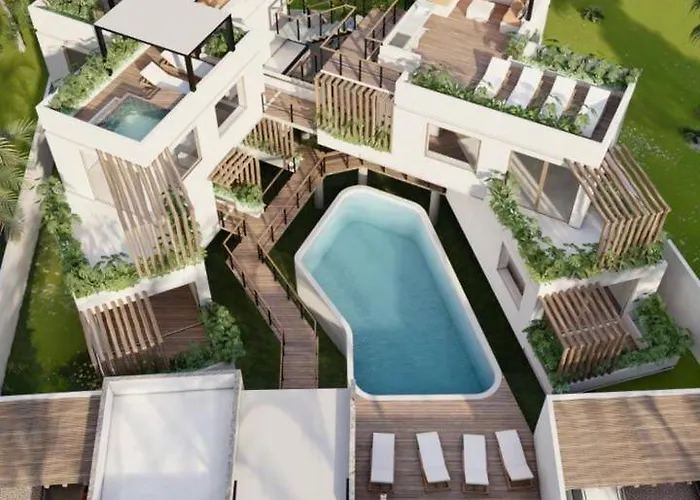 Luana Suites- Maya Apartahotel 4*